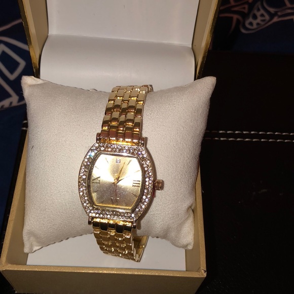 Watch - Picture 1 of 1